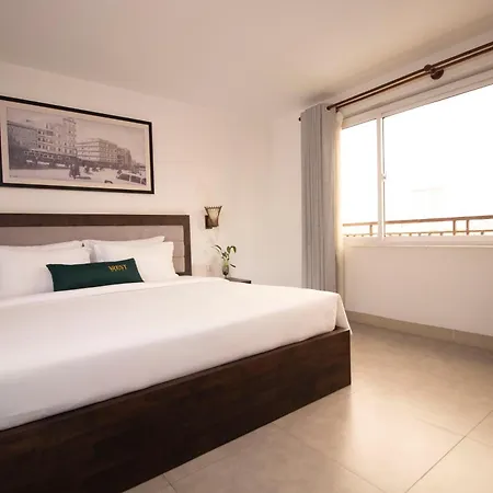 Vrest Hotel Phnom Penh Exterior photo