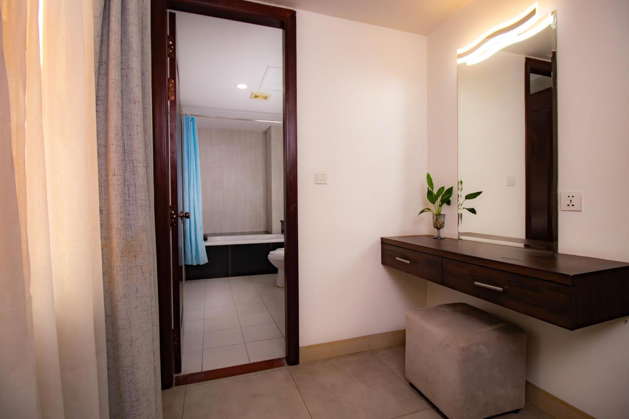 Vrest 4* Phnom Penh