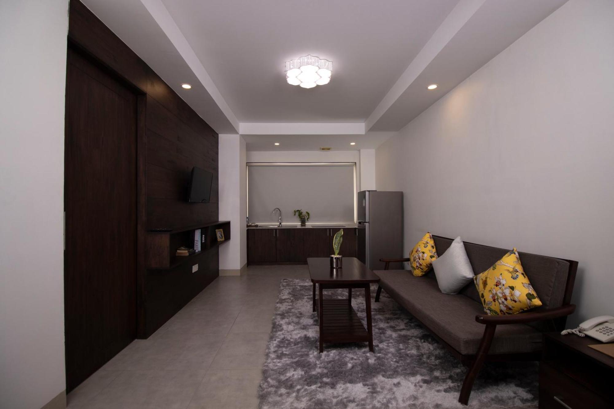 Vrest Phnom Penh
